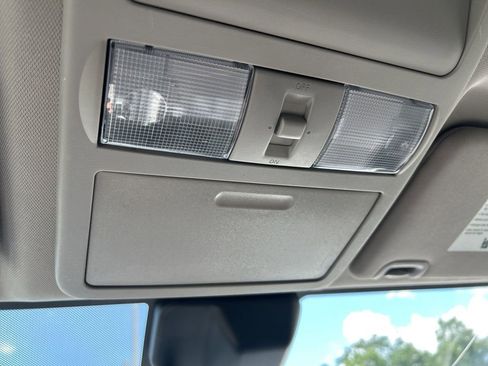 Certified 2023 Nissan Frontier SV w/ SV Convenience Package RWD image 40