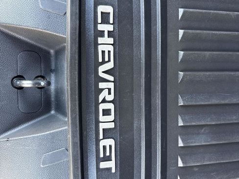 Used 2019 Chevrolet Traverse LT w/ LT Premium Package image 16