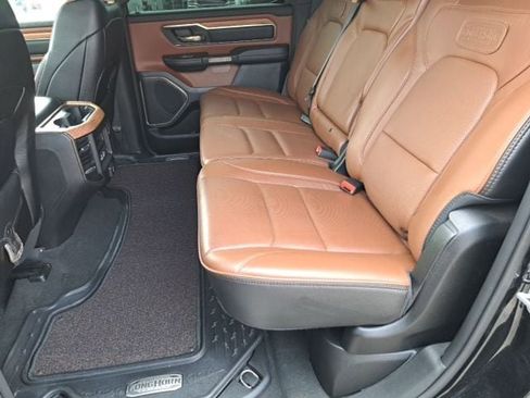 Used 2021 RAM 1500 Limited AWD/4WD image 12