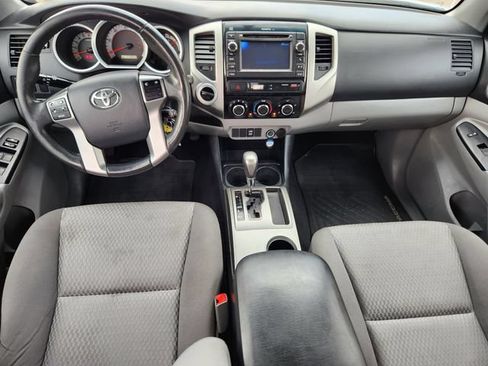 Used 2013 Toyota Tacoma 4x4 Double Cab w/ SR5 Pkg image 16