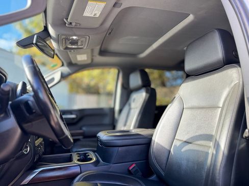 Used 2019 GMC Sierra 1500 SLT image 16