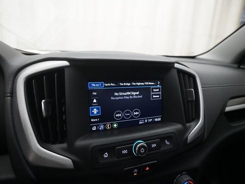 Used 2022 GMC Terrain SLE w/ Driver Convenience Package image 6