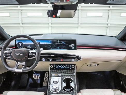 Certified 2026 Genesis GV70 3.5T Sport Prestige AWD/4WD image 16