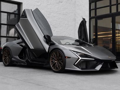 Used 2025 Lamborghini Revuelto