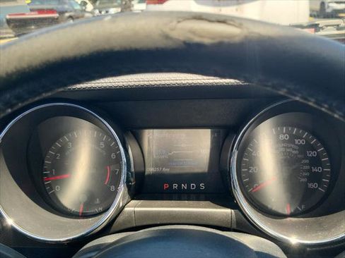 Used 2016 Ford Mustang Coupe image 16