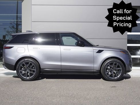 New 2025 Land Rover Range Rover Sport SE image 7