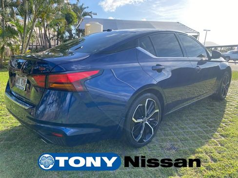 Used 2023 Nissan Altima 2.5 SR w/ SR Premium Package FWD image 7