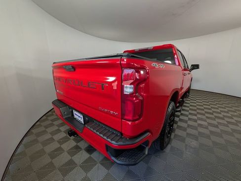 Used 2020 Chevrolet Silverado 1500 Custom w/ Custom Value Package AWD/4WD image 6