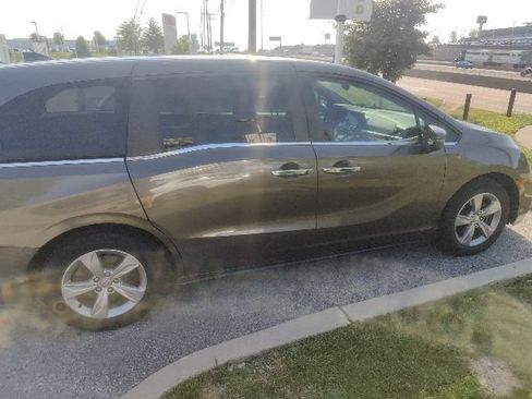 Used 2019 Honda Odyssey EX-L image 8