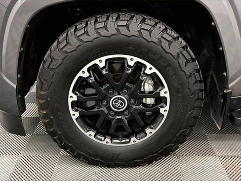 Used 2023 Toyota Sequoia Limited w/ TRD Off-Road Package image 9