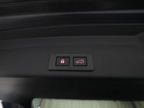 Used 2025 Subaru Ascent Limited image 15