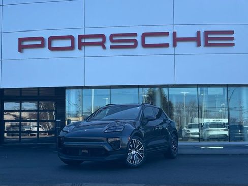 New 2026 Porsche Macan 4 Electric AWD/4WD image 1