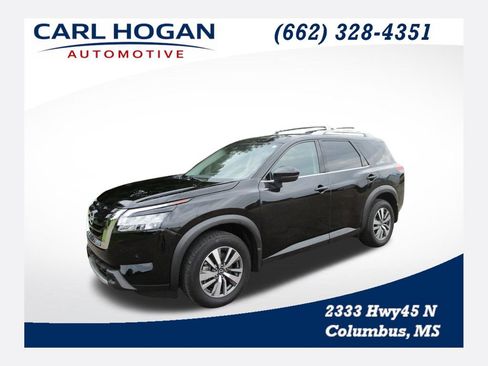 Used 2024 Nissan Pathfinder SL FWD image 1