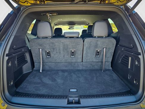 Certified 2024 GMC Acadia AT4 w/ LPO, Floor Liner Package image 34