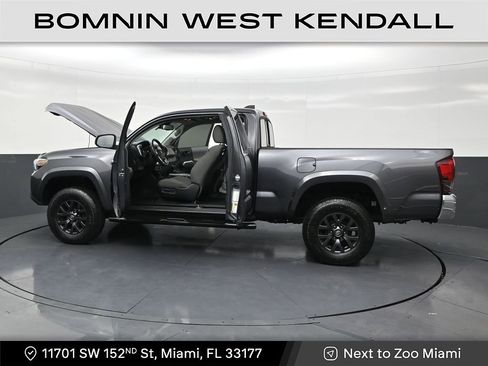 Used 2022 Toyota Tacoma SR5 image 30