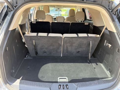 Used 2023 Ford Explorer 2WD image 16