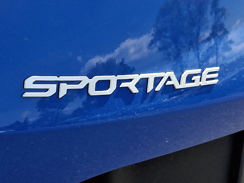 New 2026 Kia Sportage EX FWD image 5