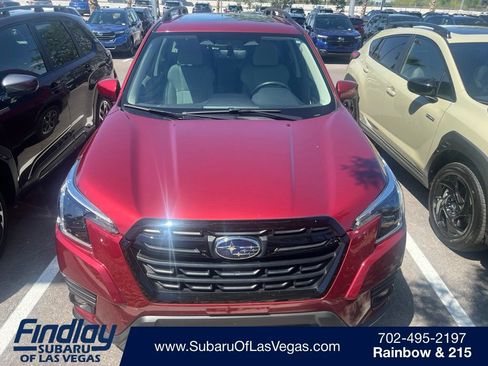 Used 2023 Subaru Forester Premium AWD/4WD image 1