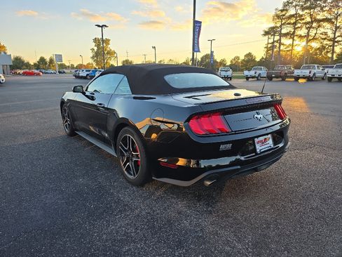 Used 2023 Ford Mustang Premium w/ Equipment Group 201A image 6