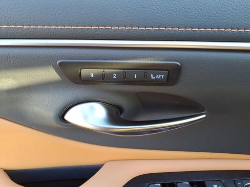 New 2025 Lexus ES 350 w/ Premium Package image 11