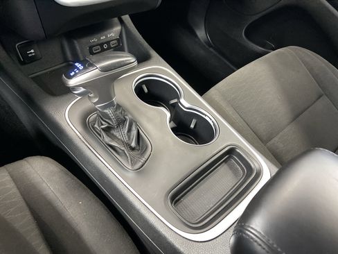 Certified 2020 Dodge Durango SXT w/ 3rd Row Seating Group image 15