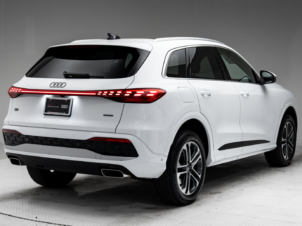 Certified 2025 Audi Q5 Premium w/ Convenience Package AWD/4WD image 29