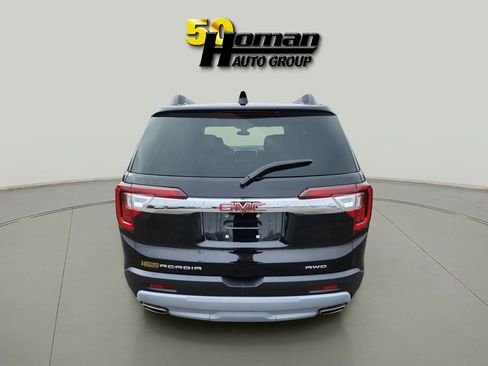 Used 2023 GMC Acadia SLE w/ Driver Convenience Package image 4