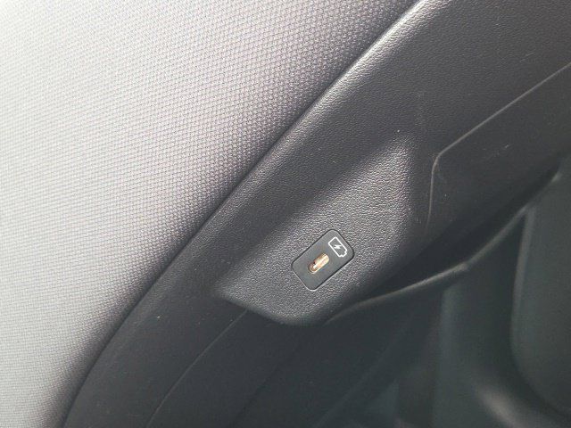 Used 2024 Kia Niro LX FWD image 15