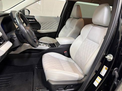 Used 2022 Mitsubishi Outlander SEL image 12