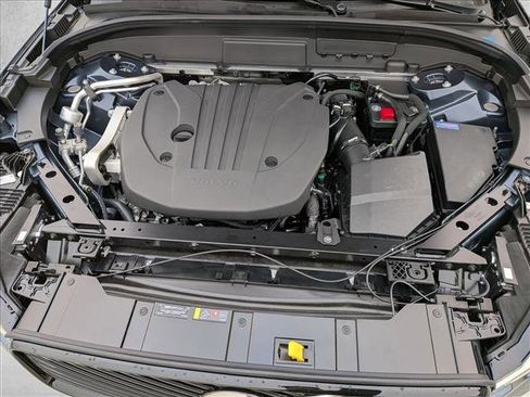 New 2026 Volvo XC60 B5 Plus w/ Protection Package Premier image 19