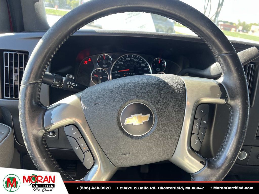Used 2019 Chevrolet Express 2500 LS w/ Driver Convenience Package RWD image 16