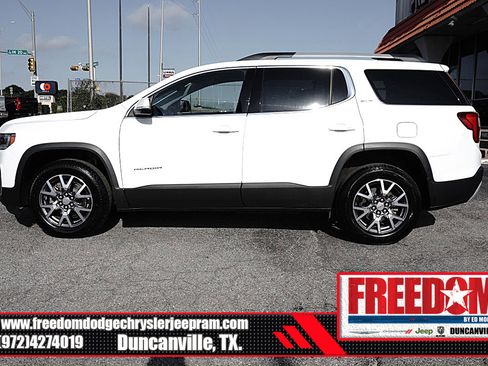 Used 2023 GMC Acadia SLT AWD/4WD image 2