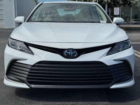 Used 2024 Toyota Camry LE w/ Convenience Package FWD image 4