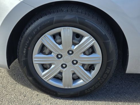 Certified 2022 Kia Rio S image 10