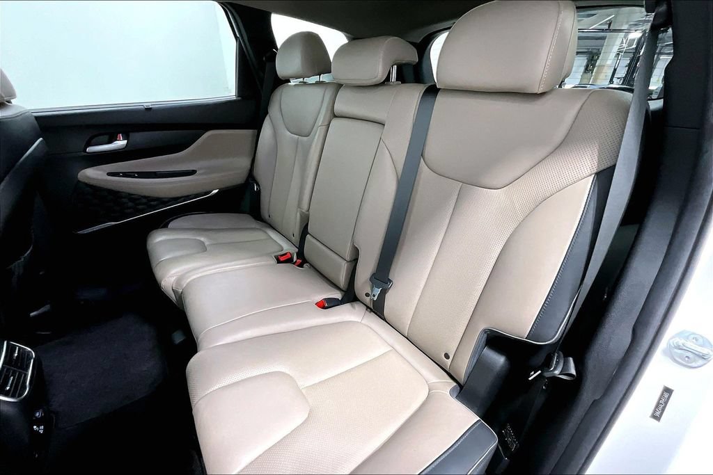 Used 2023 Hyundai Santa Fe Limited FWD image 32