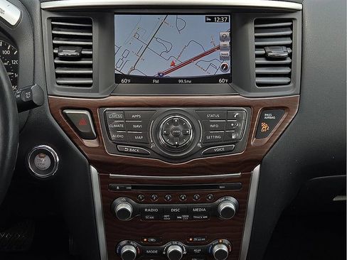 Used 2019 Nissan Pathfinder Platinum FWD image 13