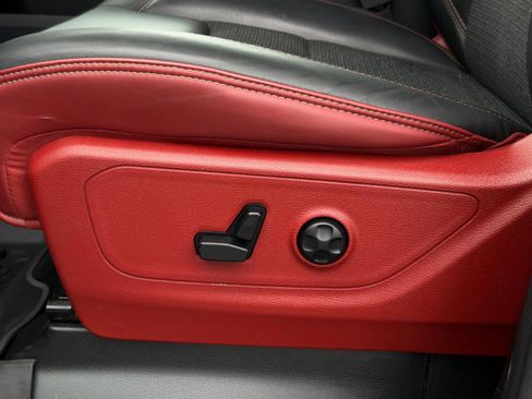 Used 2019 RAM 1500 Rebel AWD/4WD image 13