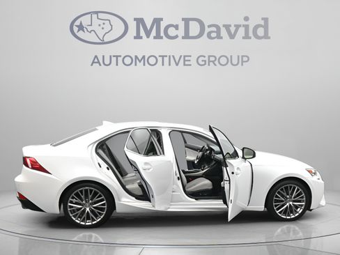 Used 2016 Lexus IS 200t w/ Navigation System Package RWD image 41