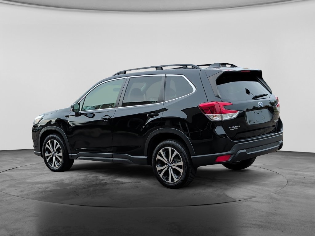 Used 2024 Subaru Forester Limited AWD/4WD image 5