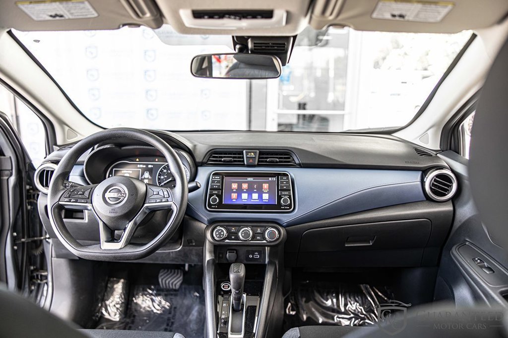 Used 2025 Nissan Versa SV FWD image 32