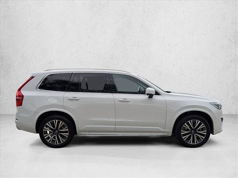 Used 2020 Volvo XC90 T5 Momentum w/ Protection Package Premier image 4