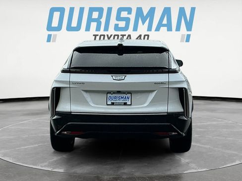 Used 2024 Cadillac Lyriq Luxury image 6