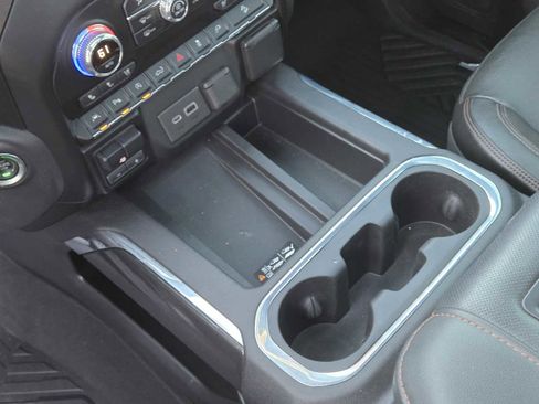 Used 2020 GMC Sierra 1500 AT4 w/ AT4 Premium Package image 29