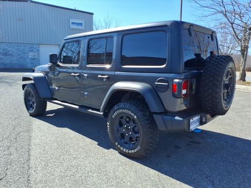 Used 2023 Jeep Wrangler Unlimited w/ Cold Weather Group AWD/4WD image 12