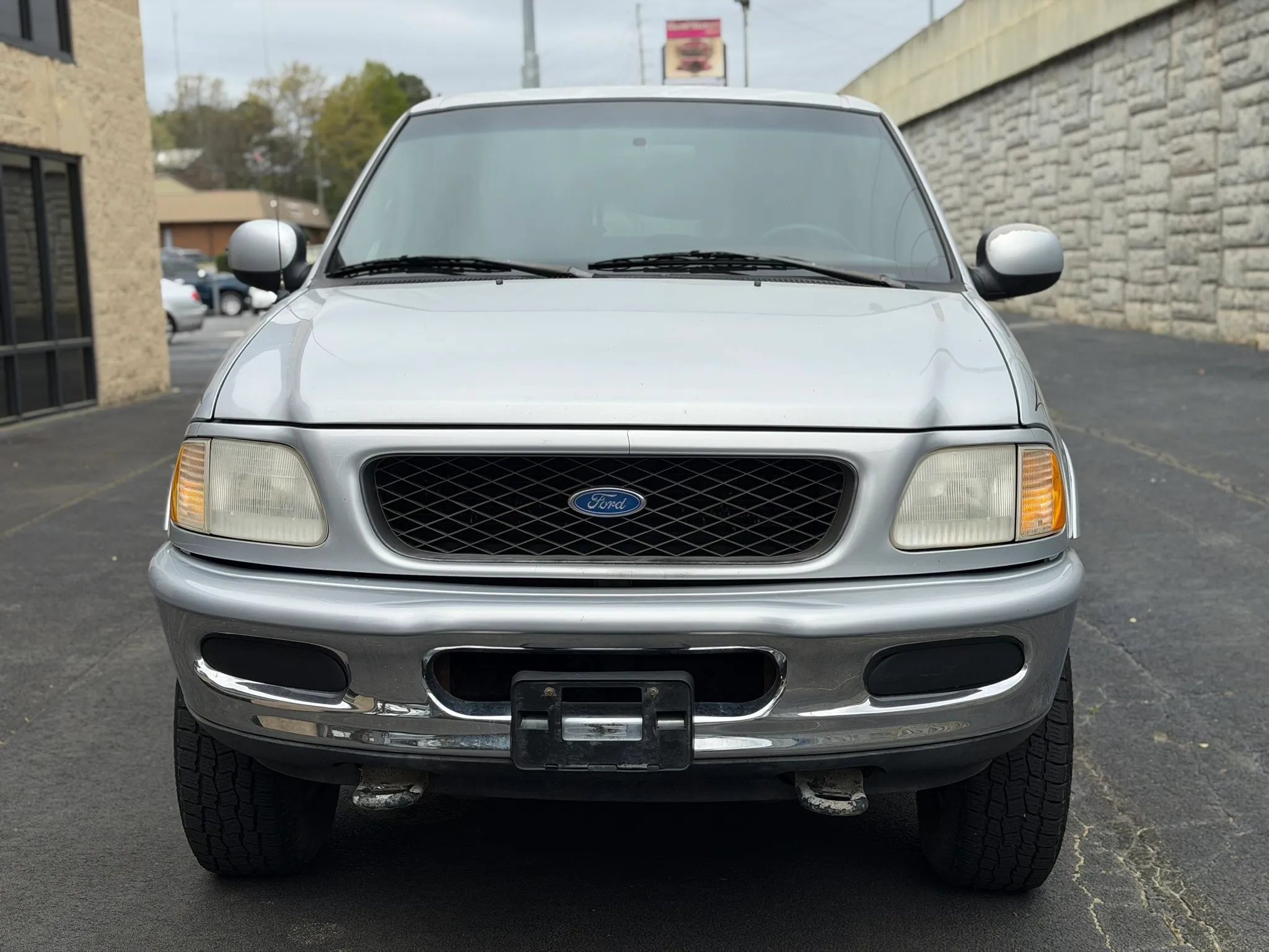 Used 1997 Ford F150 4x4 SuperCab image 4