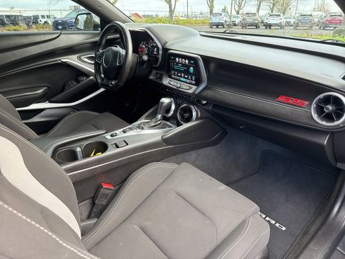 Used 2017 Chevrolet Camaro SS image 21