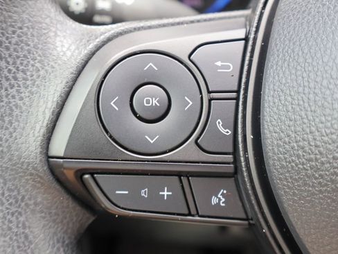 Used 2025 Toyota RAV4 XLE w/ Convenience Package AWD/4WD image 14