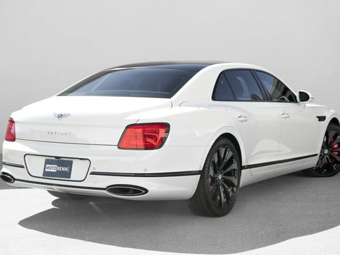 Used 2020 Bentley Flying Spur W12 image 3