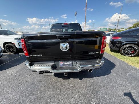 Used 2024 RAM 1500 Laramie AWD/4WD image 4