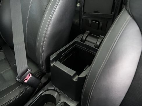 Used 2017 Subaru Forester 2.5i Touring w/ Protection Package #2 image 34